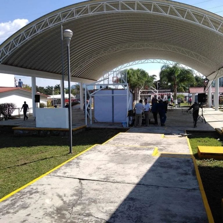 Lee más sobre el artículo Cancha deportiva en Ixtaczoquitlán, Veracruz.